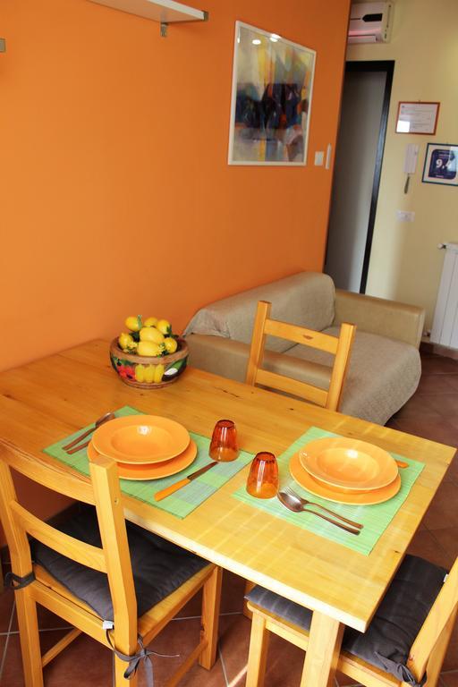 Gaia Holidays Apartments Чефалу Экстерьер фото