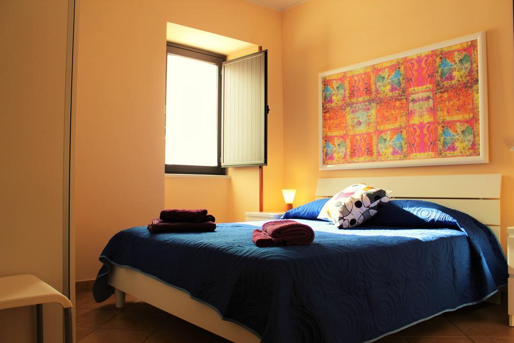 Gaia Holidays Apartments Чефалу Экстерьер фото