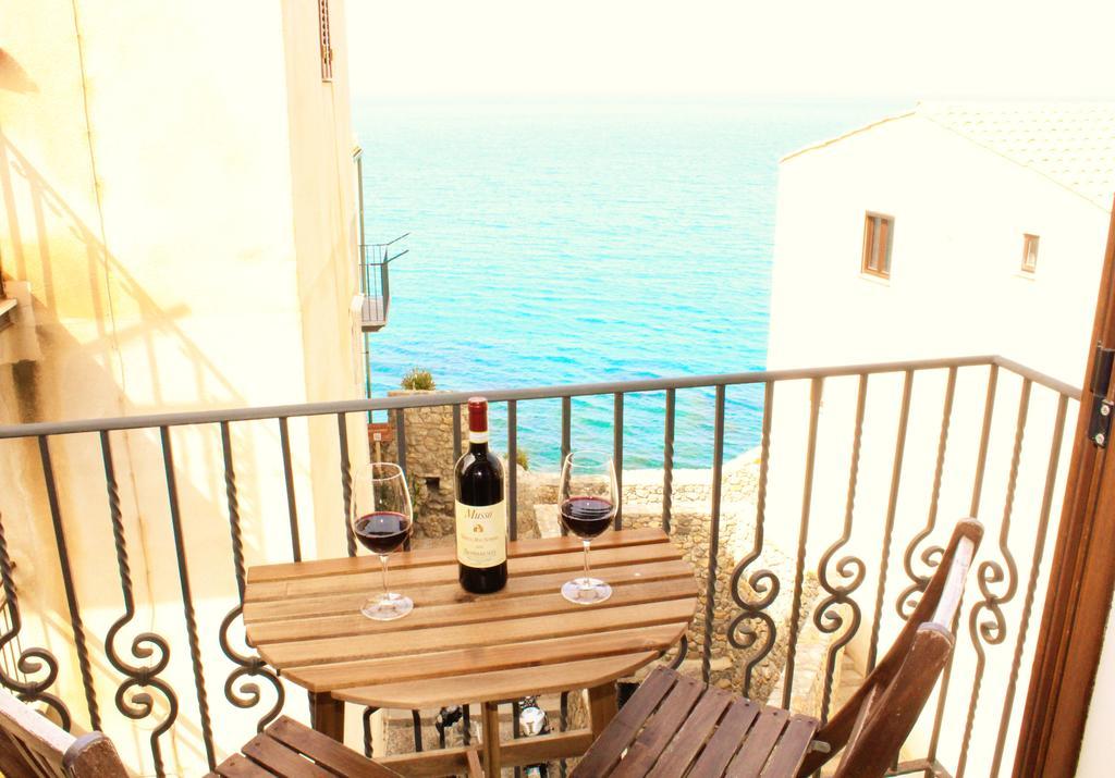 Gaia Holidays Apartments Чефалу Экстерьер фото